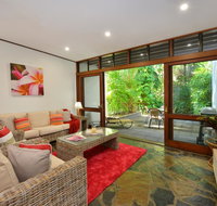 Drifting Port Douglas - Kingaroy Accommodation