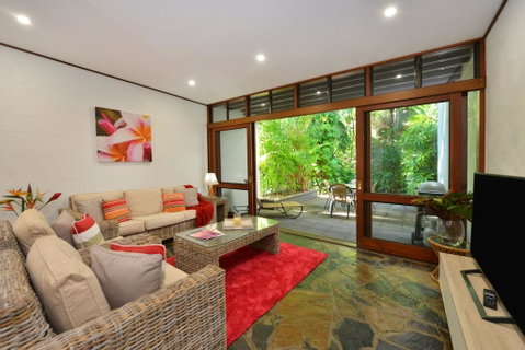 Drifting Port Douglas - Kingaroy Accommodation 0