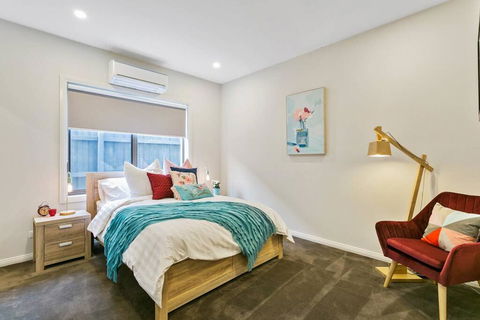 Dromana 300m Beach Shops And Cafes Table Tennis - Kingaroy Accommodation 3