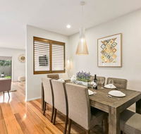Dromana beach house for two families. - Kingaroy Accommodation