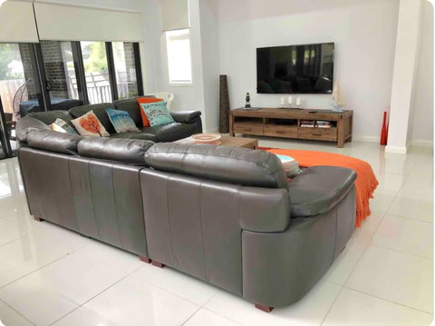 Dromana Spacious Family Getaway Indoor Outdoor Living - Kingaroy Accommodation 1