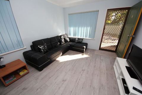 Dunbar Court Unit 4 At South West Rocks - Kingaroy Accommodation 0