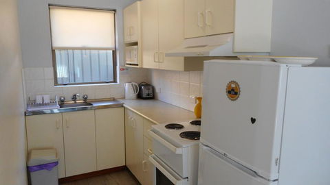 Dunbar Court Unit 4 At South West Rocks - Kingaroy Accommodation 1