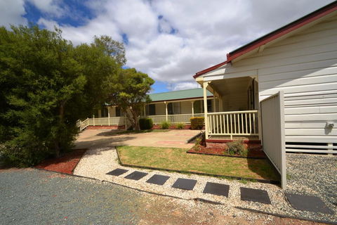 Echuca Holiday Units - Kingaroy Accommodation 0
