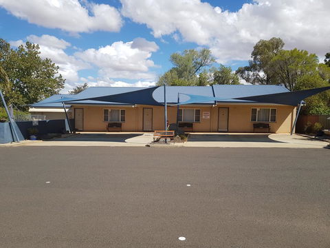 Edward Parry Motel And Apartments - Kingaroy Accommodation 2
