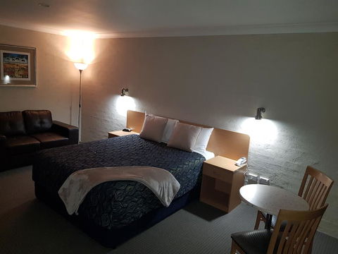 Edward Parry Motel And Apartments - Kingaroy Accommodation 1
