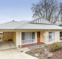 Edwards Rose - Kingaroy Accommodation