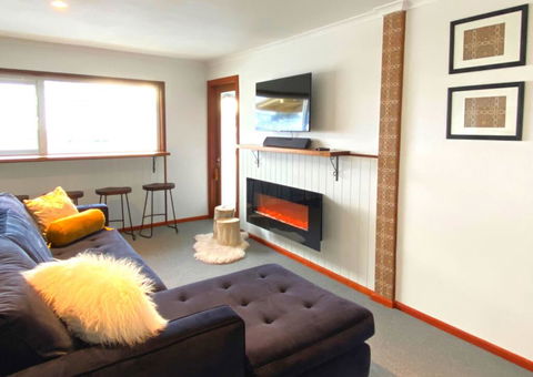 Eiger Chalet - Kingaroy Accommodation 1
