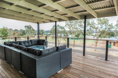 Elevation - Waterviews In Newlands Arm - Kingaroy Accommodation 2