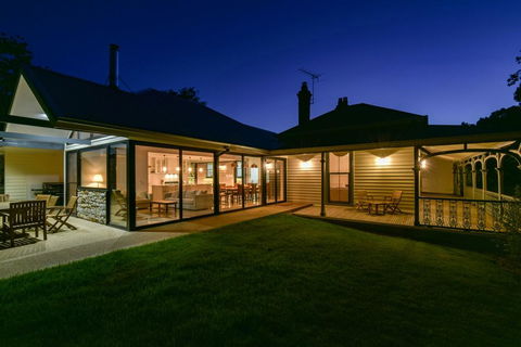 Elm Tree Lodge Beechworth - Kingaroy Accommodation 0