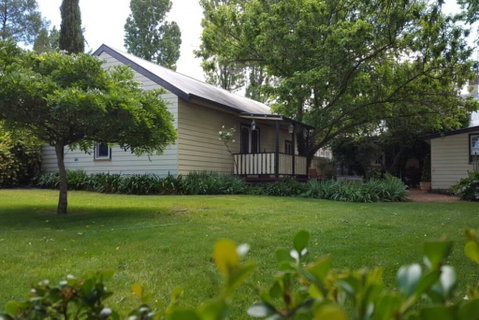 Elmswood BnB - Kingaroy Accommodation 0