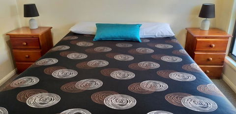 Emerald Motel Apartments - Kingaroy Accommodation 3