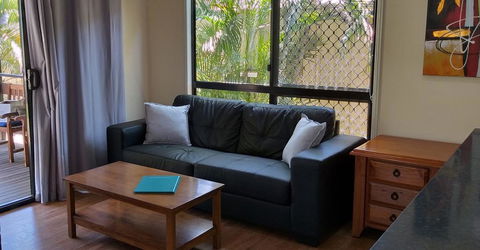 Emerald Motel Apartments - Kingaroy Accommodation 1