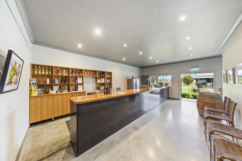 Emma's Cottage Vineyard - Kingaroy Accommodation 1