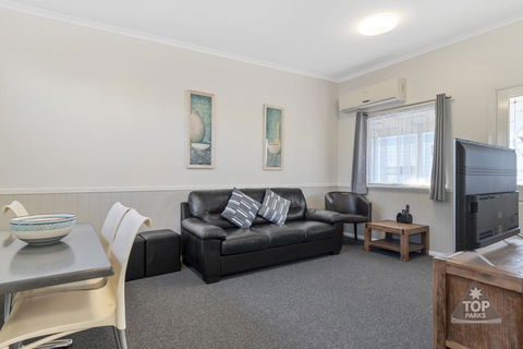 Esperance Bay Holiday Park - Kingaroy Accommodation 1