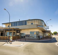 Esplanade Hotel Adelaide - Kingaroy Accommodation