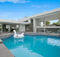 Essence of Broadbeach - Kingaroy Accommodation