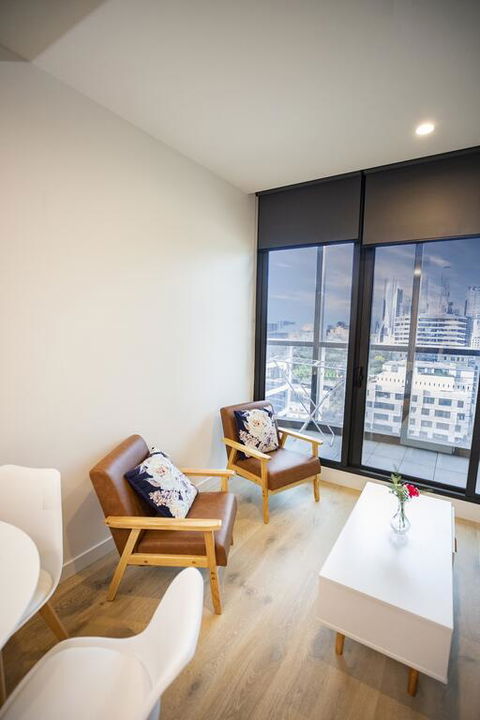 Everhome Melbourne Village 2109 - Kingaroy Accommodation 3