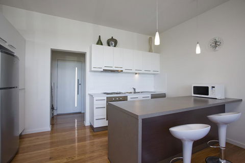 Exclusive Anglesea River Beach Apartment - Kingaroy Accommodation 1