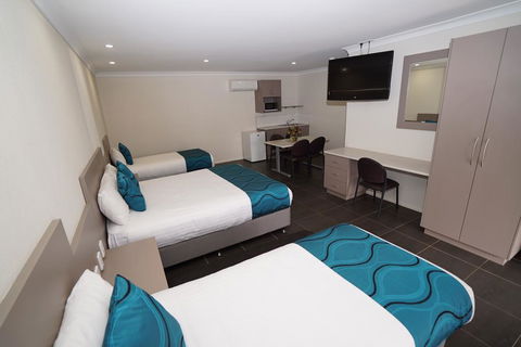 Exies Bagtown - Kingaroy Accommodation 0