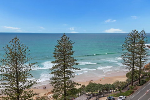 FABULOUS BEACHFRONT POSITION - Kingaroy Accommodation 0