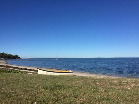 Fabulous Location - Ground Floor Waterfront Unit! Clearview Apartments - Kingaroy Accommodation 2