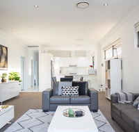 Family Size Apartment Close to Westmead Hospital - Kingaroy Accommodation