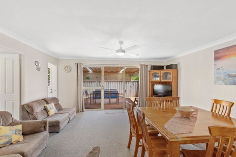 Farm Road, 6A - Kingaroy Accommodation 1