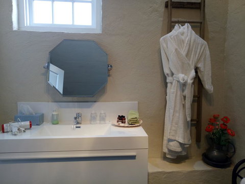 Faversham House - Kingaroy Accommodation 2