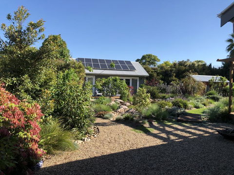 Fig Tree Cottage - Kingaroy Accommodation 1