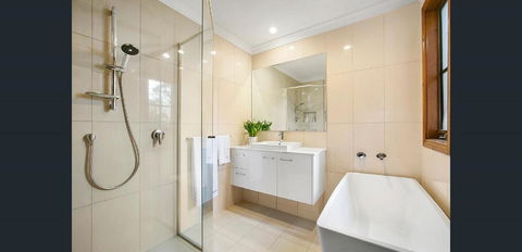 Floraison Red Hill - Kingaroy Accommodation 2