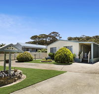 Four Sisters - beachside holiday - Kingaroy Accommodation