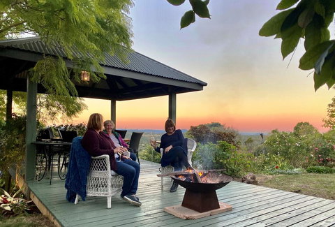 French Cottage & Loft - Kingaroy Accommodation 0