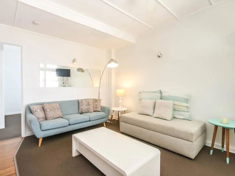 Funky 1 Bedroom Beach Pad By The Beach - Kingaroy Accommodation 0
