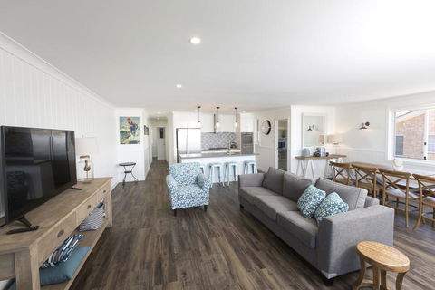 FYNE SHORES - Kingaroy Accommodation 2