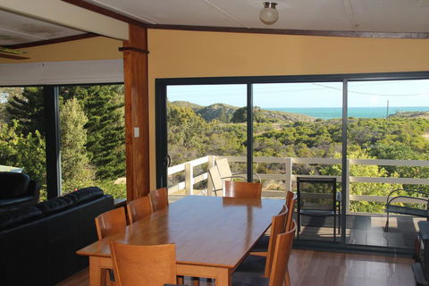 Gabbadah Beach House - Kingaroy Accommodation 1