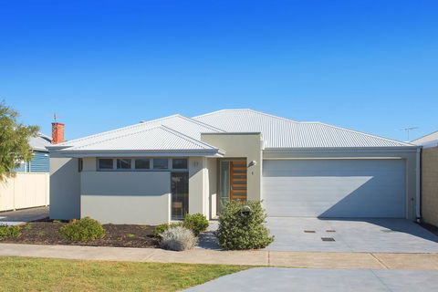 GALE HOUSE - Kingaroy Accommodation 0
