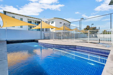 Gallery Resort Apartments - Kingaroy Accommodation 3