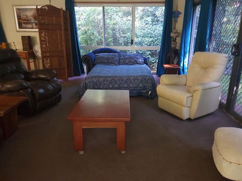 Garden Studio - Kingaroy Accommodation 1