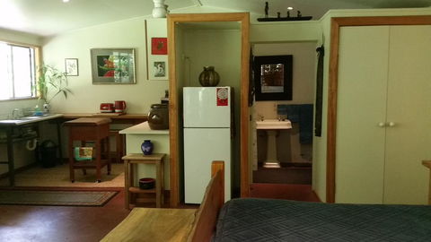 Garden Studio - Kingaroy Accommodation 3