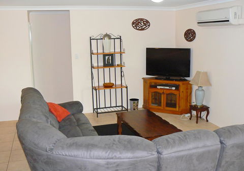 Geraldton Luxury Vacation Home - Kingaroy Accommodation 2