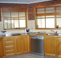 Getawaytoaljon - Kingaroy Accommodation
