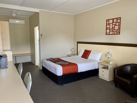 Gilgandra Motel - Kingaroy Accommodation 1