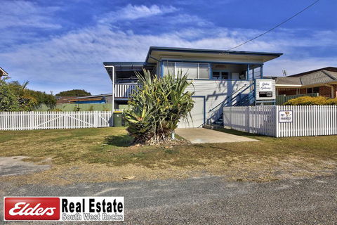Gillies Getaway At South West Rocks - Kingaroy Accommodation 0