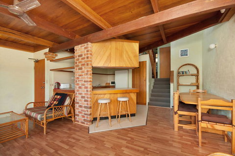 Gilmore Court 4 Byron Bay - Kingaroy Accommodation 1