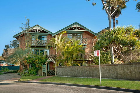 Gilmore Court 4 Byron Bay - Kingaroy Accommodation 0