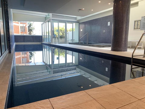 GLENELG Five Stars - Kingaroy Accommodation 3
