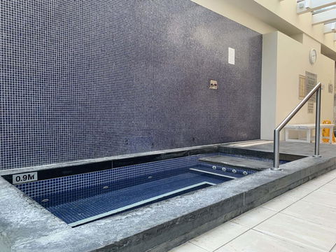 GLENELG Five Stars - Kingaroy Accommodation 2