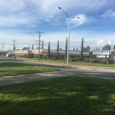 Glider City Motel Benalla - Kingaroy Accommodation 3