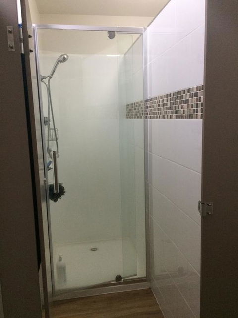 Gliss Ski Club - Kingaroy Accommodation 1